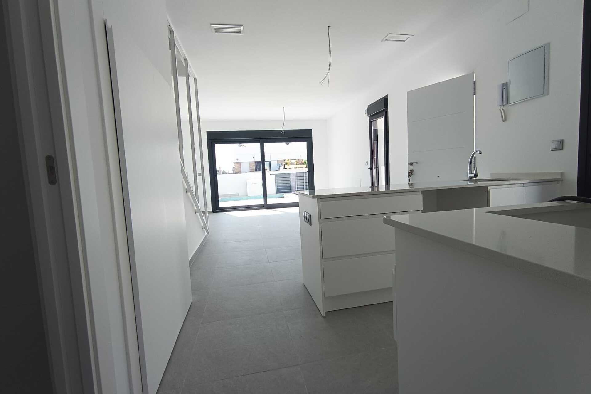 Új építés - detached -
Daya Nueva