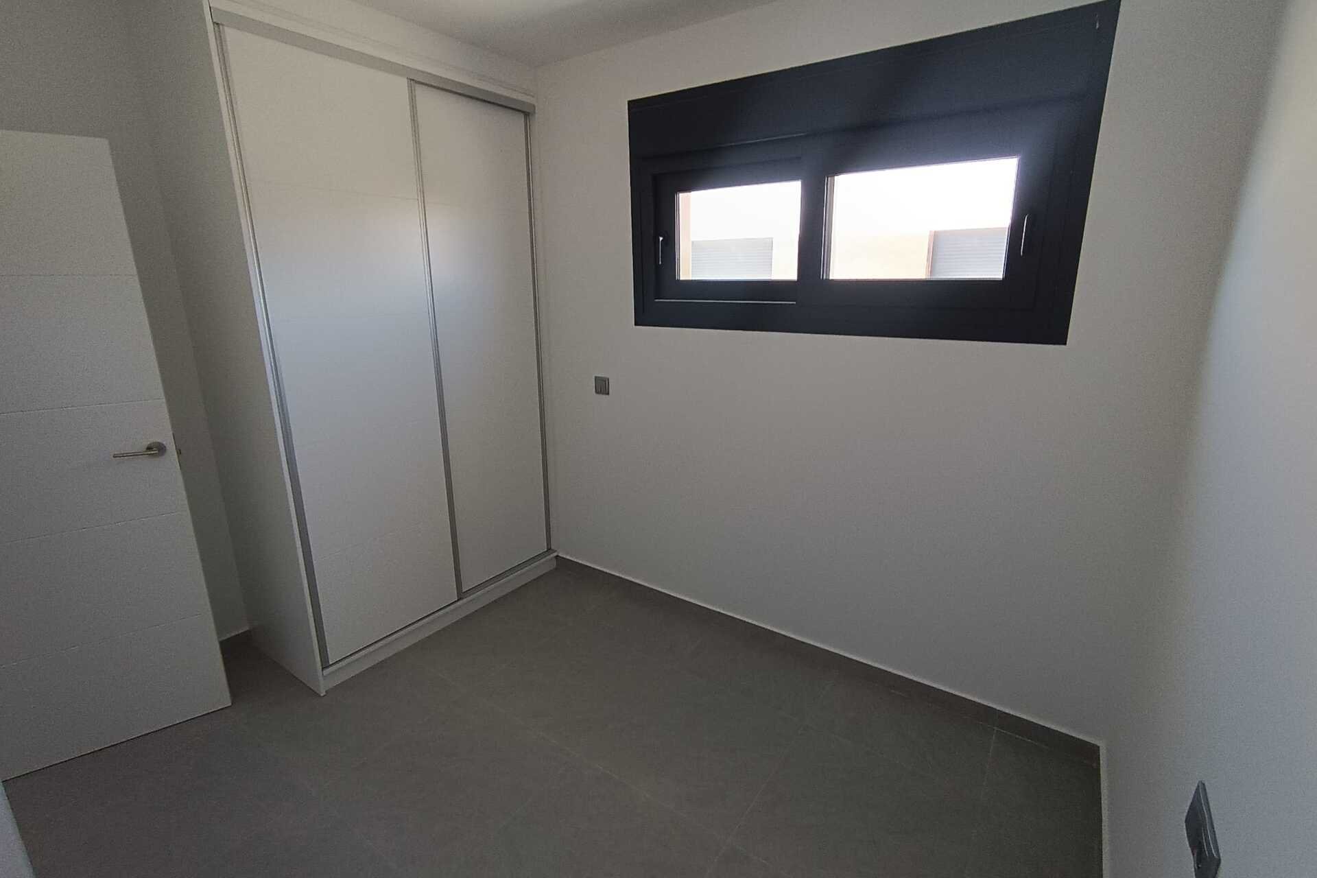 Új építés - detached -
Daya Nueva