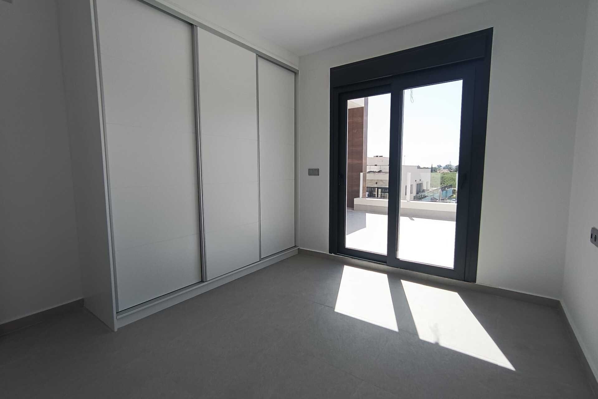 Új építés - detached -
Daya Nueva