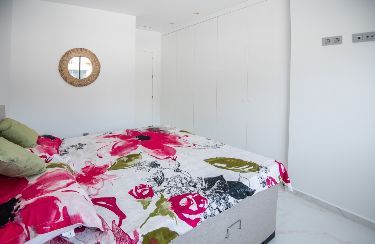 Új építés - detached -
Pinar de Campoverde