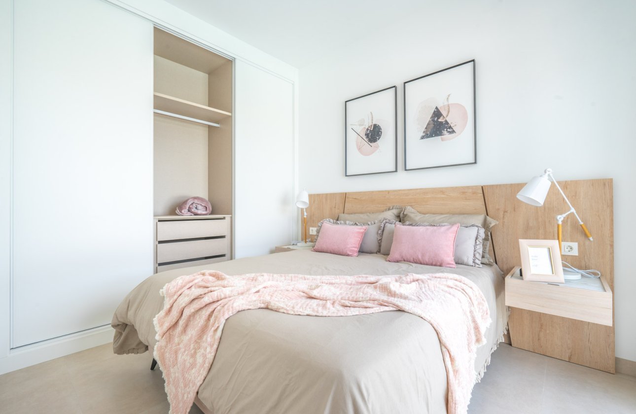 Új építés - detached -
Roldán