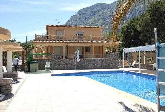 Villa - Használt ingatlanok - Denia - Denia Centro