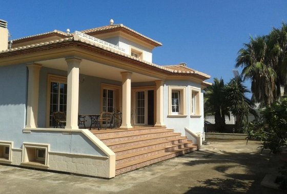 Villa - Használt ingatlanok - Denia - Denia Centro