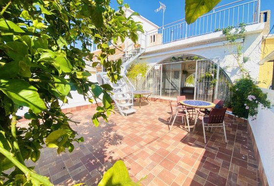 Villa - Használt ingatlanok - Orihuela - Playa Flamenca