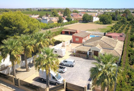 Villa - Resale - Almoradí - Heredades
