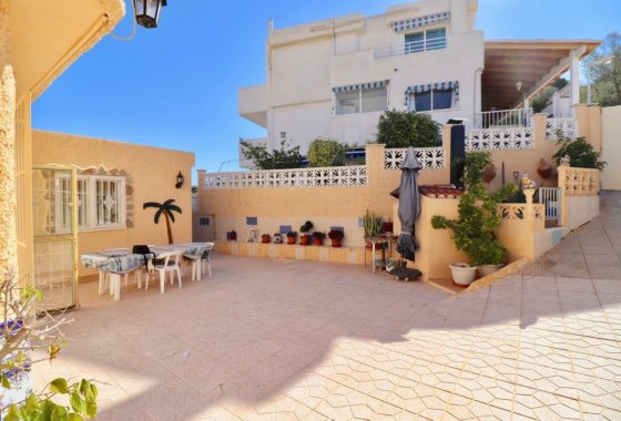 Villa - Resale - Benidorm - Benidorm Centro