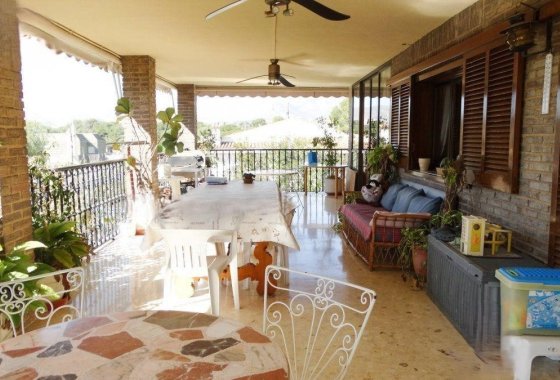 Villa - Resale - Benidorm - Benidorm Centro