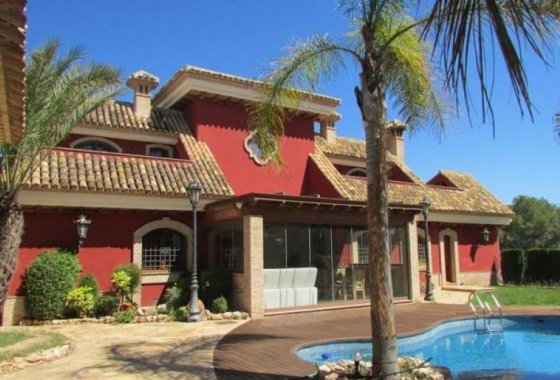 Villa - Resale - Campoamor -
                Campoamor