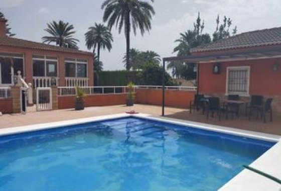 Villa - Resale - Elche -
                Elche