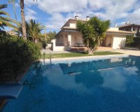 Villa - Resale -
                Elda - RO-59821