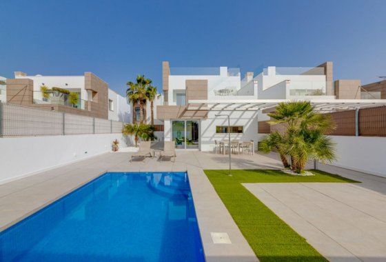 Villa - Resale - Guardamar del Segura - Urbanización El Raso