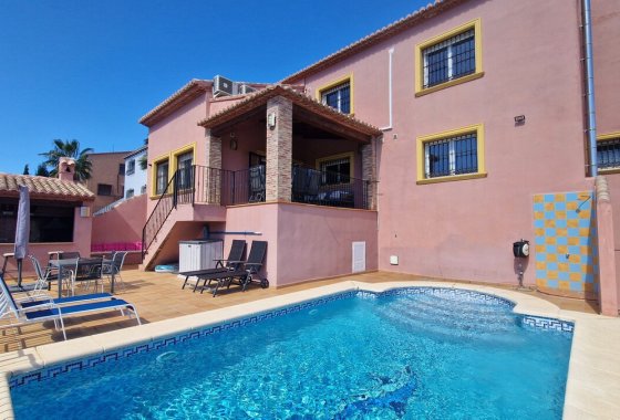 Villa - Resale - Orba - Orba Centro