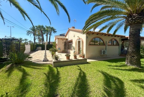 Villa - Resale - Orihuela - Cabo Roig