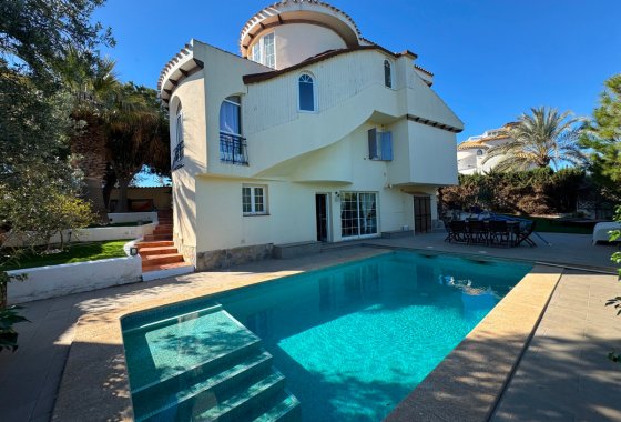 Villa - Resale - Orihuela - La Zenia