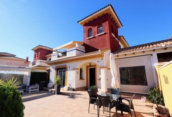 Villa - Resale - Orihuela - Lomas de Cabo Roig