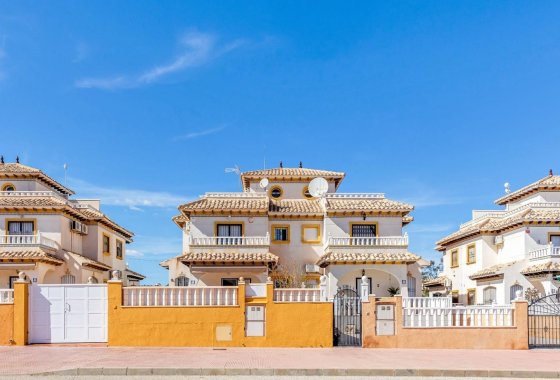 Villa - Resale - Orihuela - Orihuela Centro