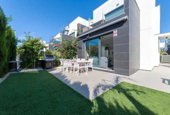 Villa - Resale - Orihuela - Punta Prima