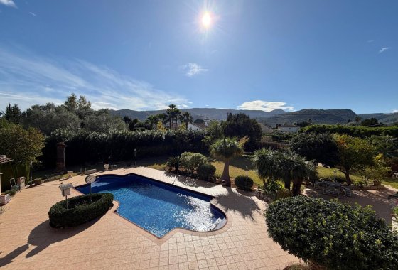 Villa - Resale - Pedreguer - Pedreguer Centro