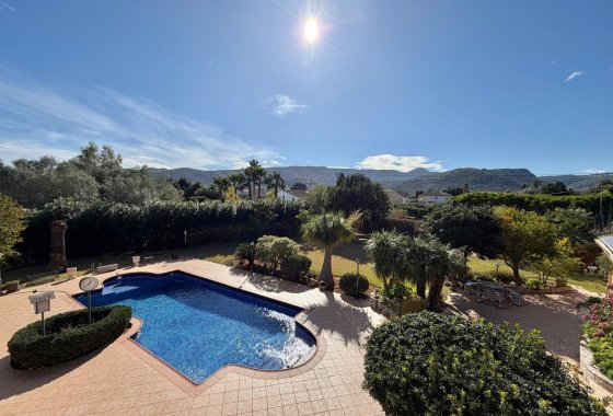 Villa - Resale - Pedreguer - Pedreguer Centro