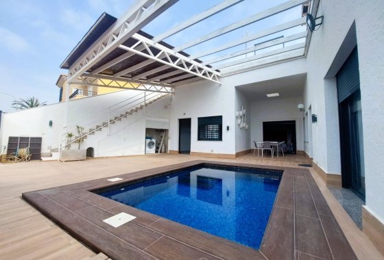 Villa - Resale - Pilar de la Horadada - Torre De La Horadada