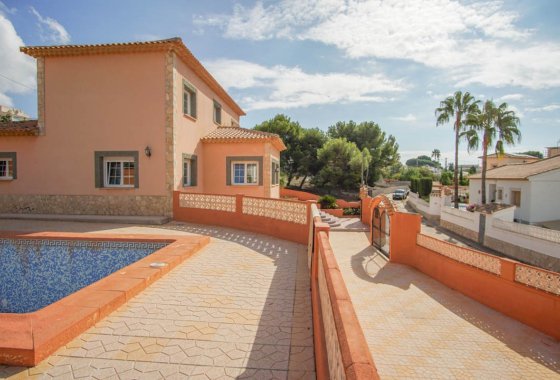 Villa - Resale - Pinoso - Los Pinos