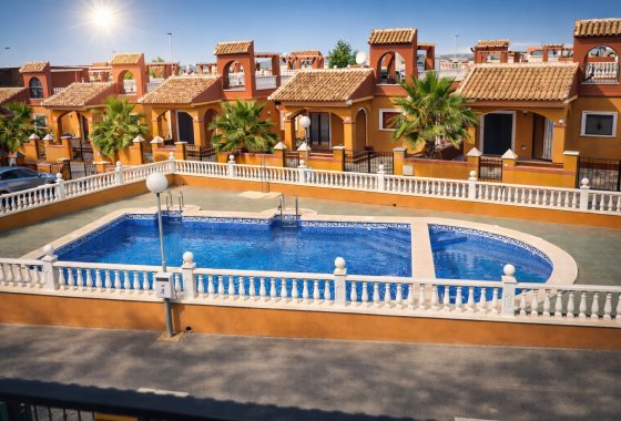 Villa - Resale - Torrevieja -
                Aguas Nuevas