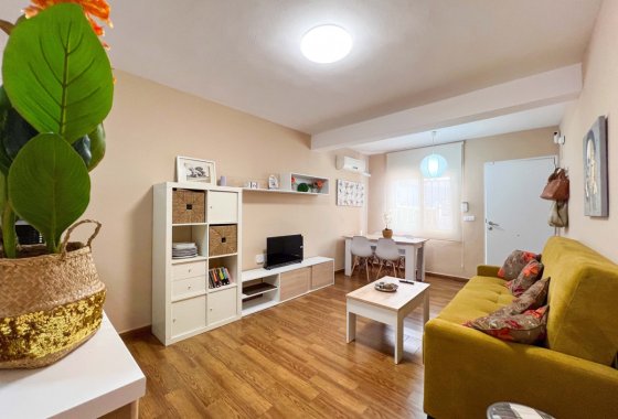 Villa - Resale - Torrevieja - La Mata