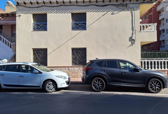 Villa - Resale - Torrevieja - Torrevieja Centro