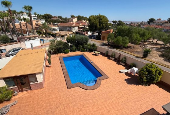 Villa - Resale - Torrevieja - Torrevieja Centro