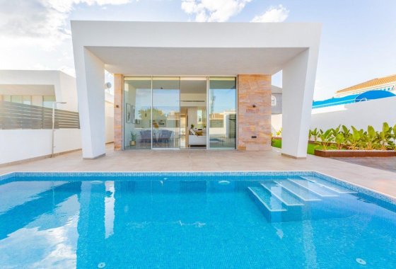 Villa - Resale - Torrevieja - Torrevieja Centro