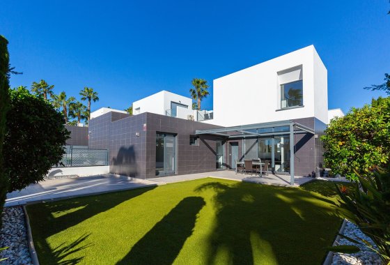 Villa - Reventa - Algorfa -
                La Finca Golf