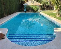 Villa - Reventa -
                Elda - RO-60162