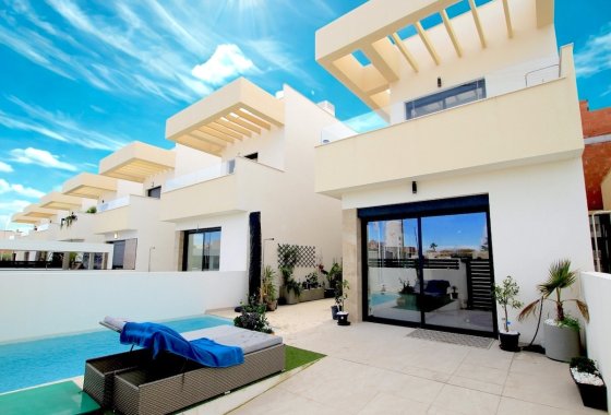 Villa - Reventa - Los Montesinos -
                Los Montesinos Centro