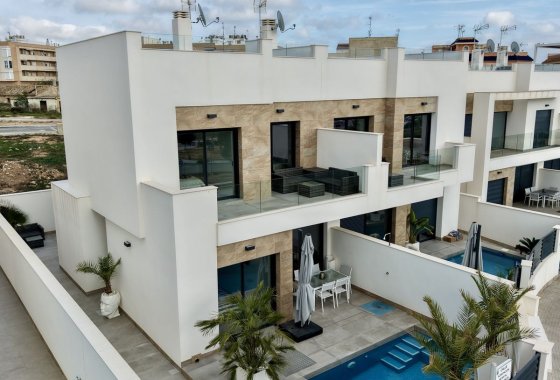 Villa - Reventa - Los Montesinos - Los Montesinos Centro