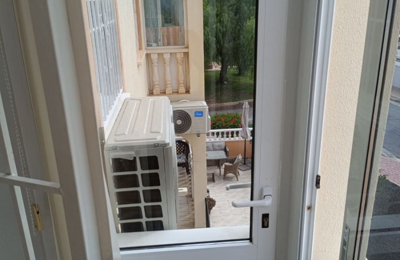 Winter rental - Apartment / flat -
Orihuela Costa - La Florida