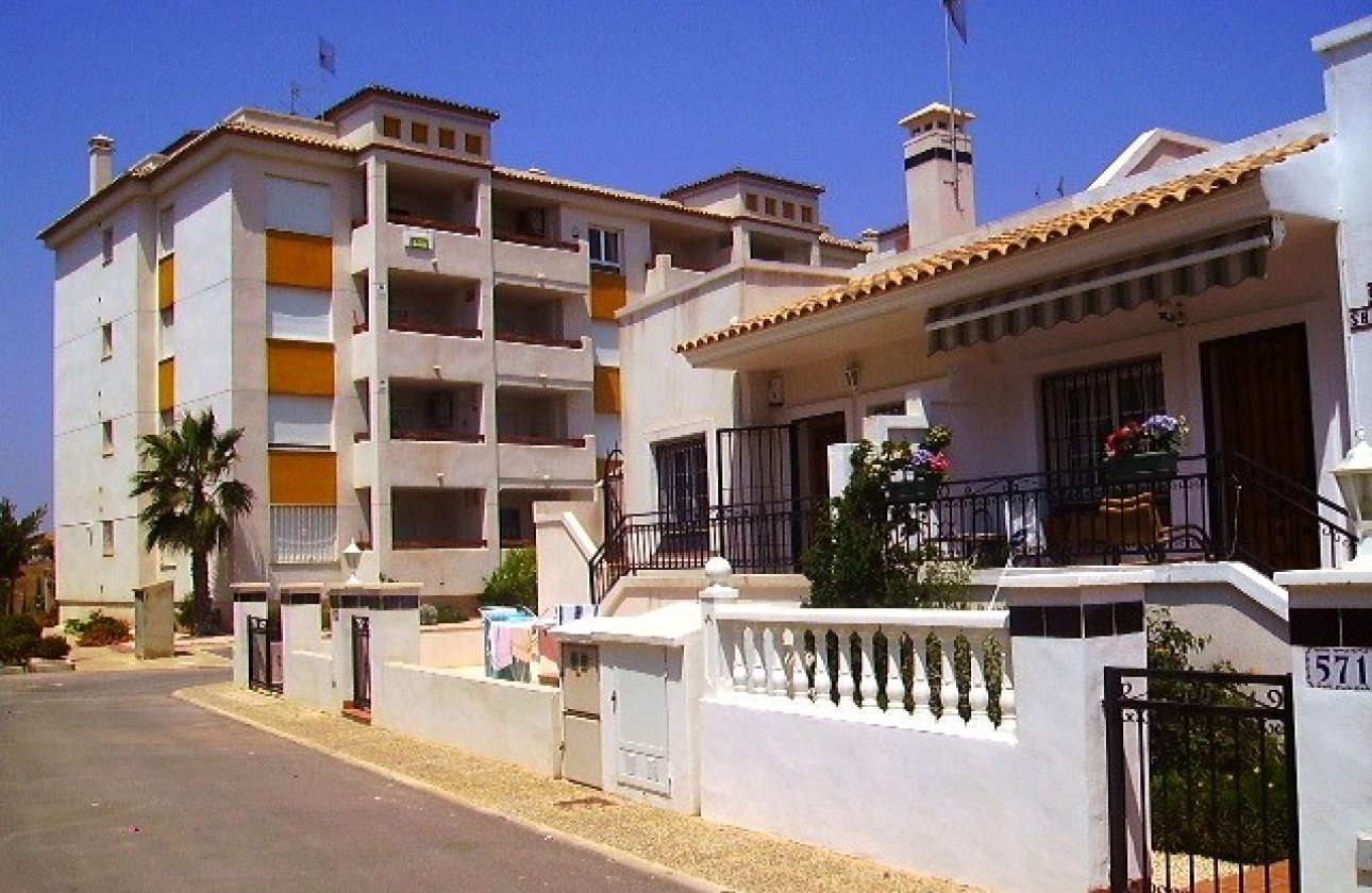 Winter rental - Bungalow -
Orihuela Costa - Playa Flamenca