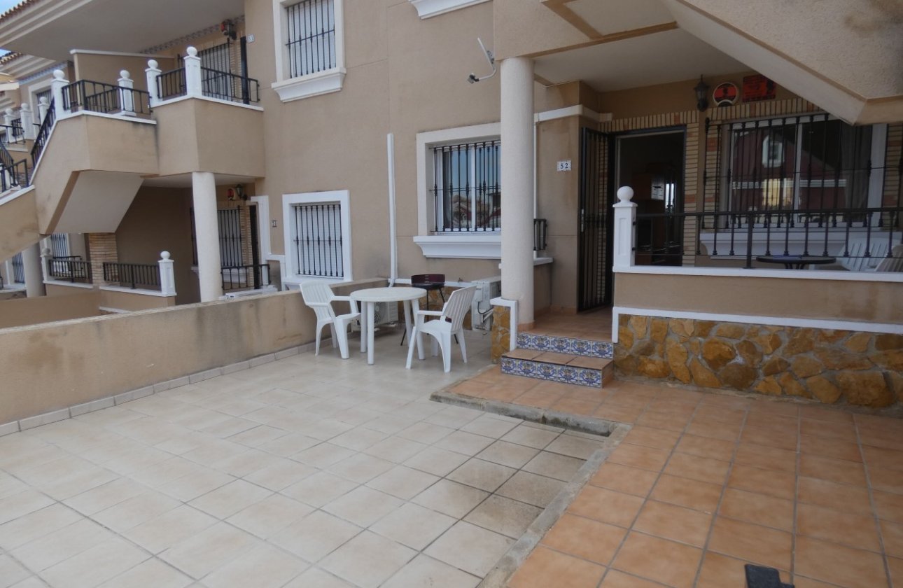 Winter rental - Bungalow -
Orihuela Costa - Villamartín