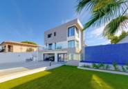 Resale - Villa -
Torrevieja - Los Balcones