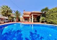 Resale - Villa -
Torrevieja - Torrevieja Centro