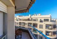 Resale - Apartment / flat -
Torrevieja - Torrevieja Centro