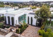 Resale - Villa -
Orihuela Costa