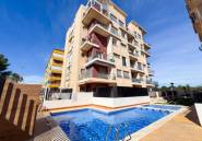 Resale - Apartment / flat -
Torrevieja - Torrevieja Centro