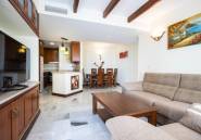 Resale - Apartment / flat -
Torrevieja - Torrevieja Centro