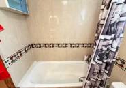 Resale - Apartment / flat -
Torrevieja - Torrevieja Centro