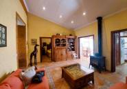 Resale - House -
Torrevieja - Centro