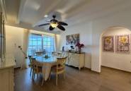 Resale - Apartment / flat -
Torrevieja - Torrevieja Centro