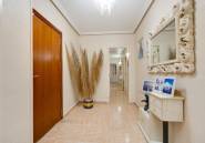 Resale - Apartment / flat -
Torrevieja - Centro - Muelle Pesquero