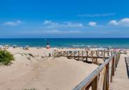 Reventa - Apartamento / piso -
Guardamar del Segura - Pinomar