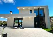 Resale - Villa -
Orihuela - Las Colinas Golf