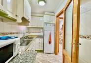 Resale - Apartment / flat -
Torrevieja - Torrevieja Centro